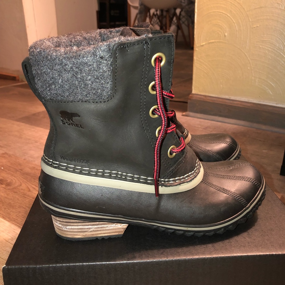 Sorel Slimpack II lace up boots